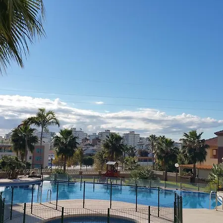 Narvaez- Altos Del Tomillar شقة